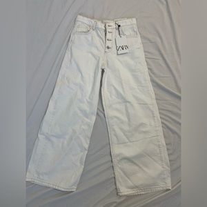 Zara white button fly, wide-legged girls jeans